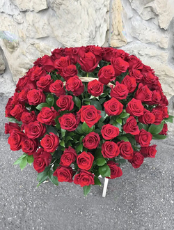 Корзина из 101 розы Голландия