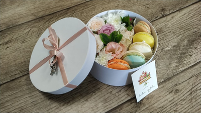 Коробка с макаронс "Blanche"