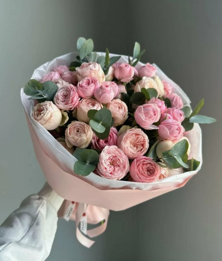 Недорогие букеты Сочи в Rose Studio &mdash; свежие и стильные
