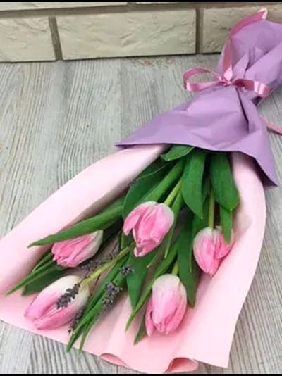 Букет из 5 розовых тюльпанов