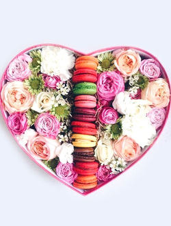 Коробка с макаронс "Heart"
